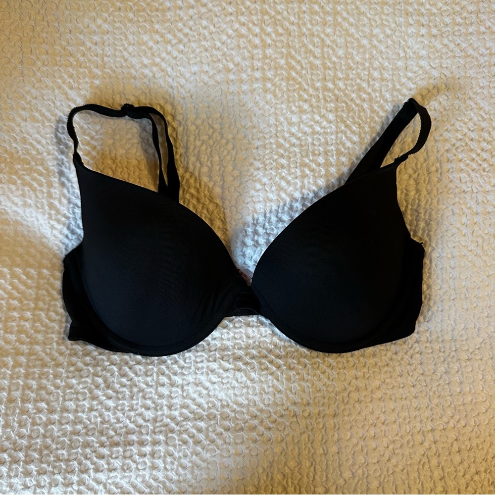 Everyday Black T-Shirt Bra - Smooth Light Support